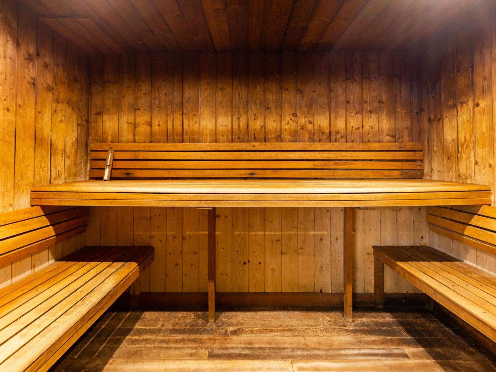 Appartement Duplex Centre Saint-Lary Avec Piscine, Sauna Et Parking - Fr-1-296-395 Exteriér fotografie